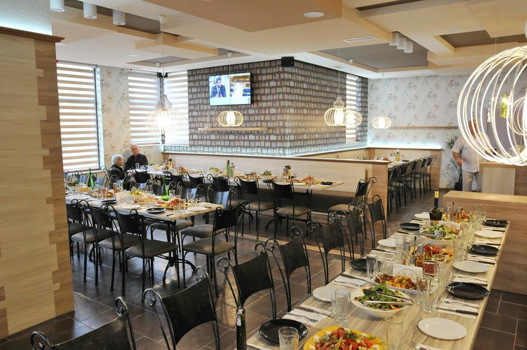 בלאגובגראד Diva Hotel מראה חיצוני תמונה