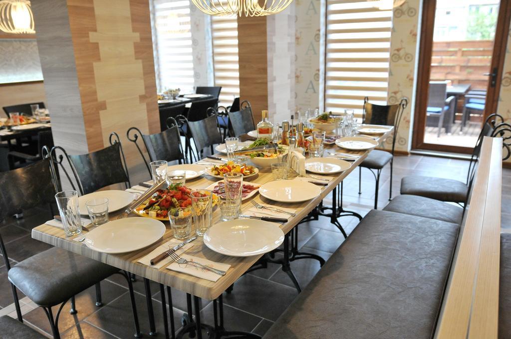 בלאגובגראד Diva Hotel מראה חיצוני תמונה