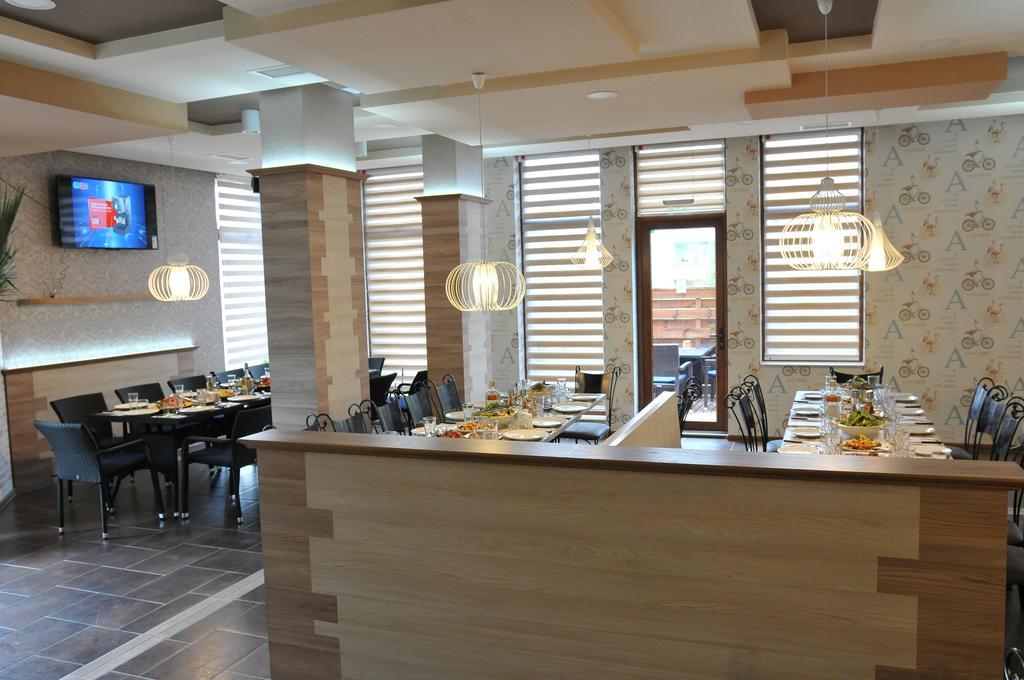 בלאגובגראד Diva Hotel מראה חיצוני תמונה